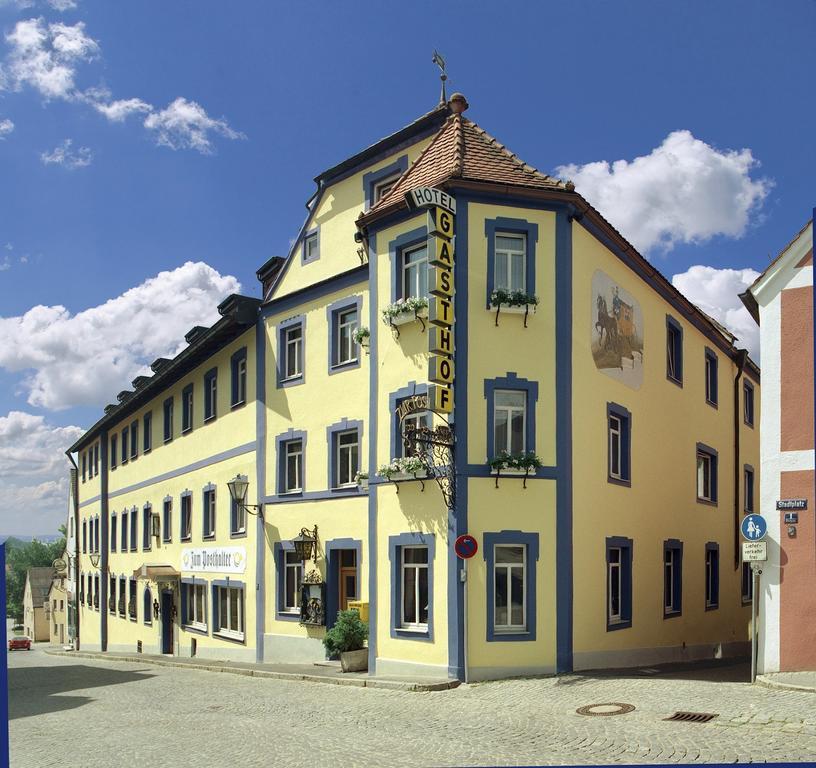 Hotel-Gasthof Zur Post Velburg Eksteriør bilde