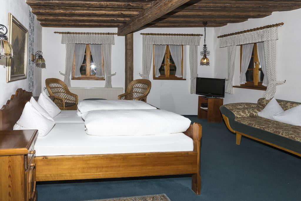 Hotel-Gasthof Zur Post Velburg Eksteriør bilde